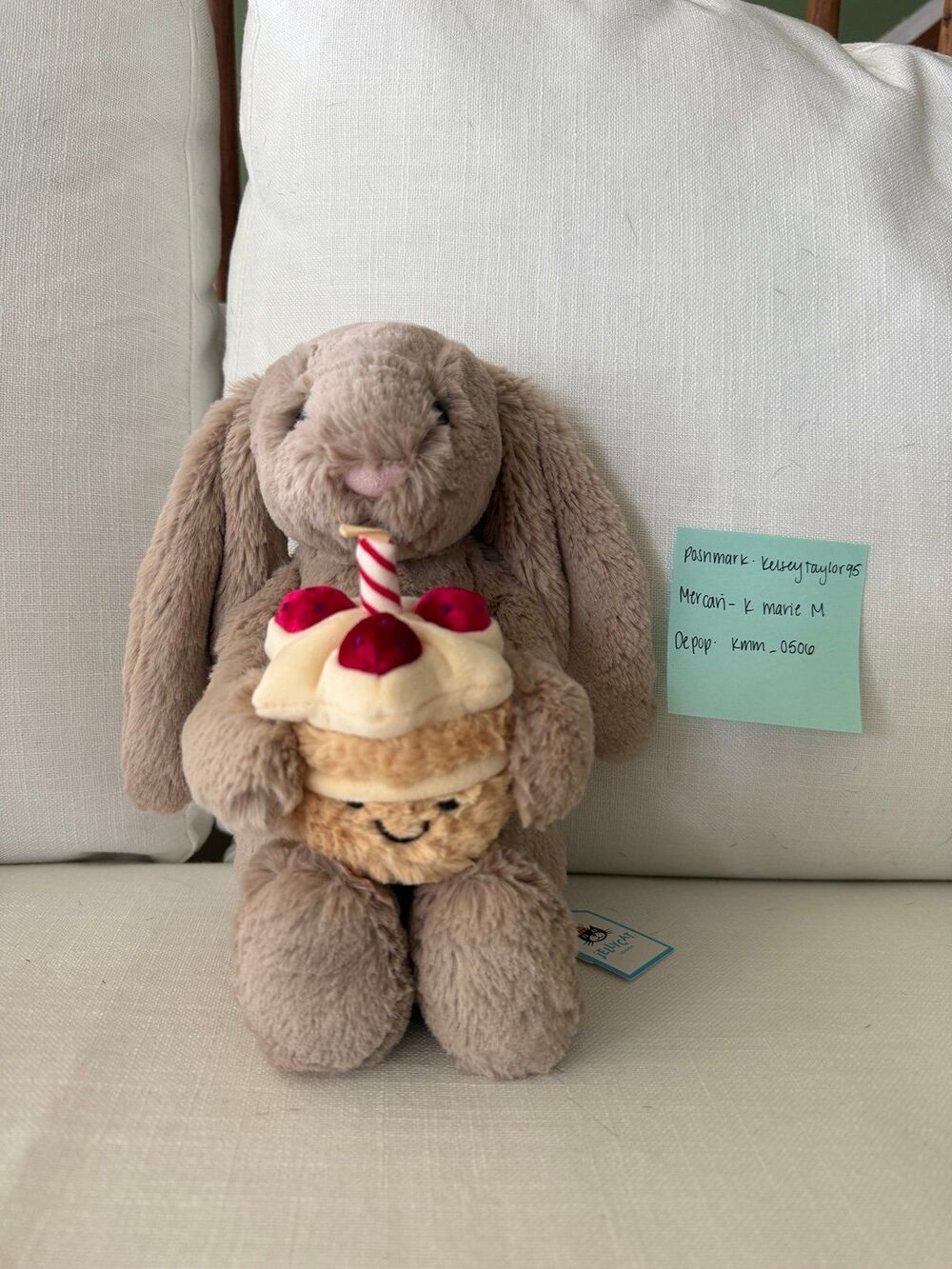 Jellycat Bashful Beige Bunny Birthday